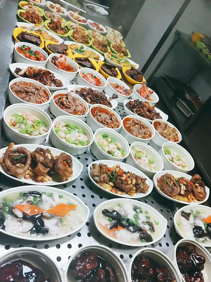 团餐配送行业：从快餐到健康餐饮的变革之旅